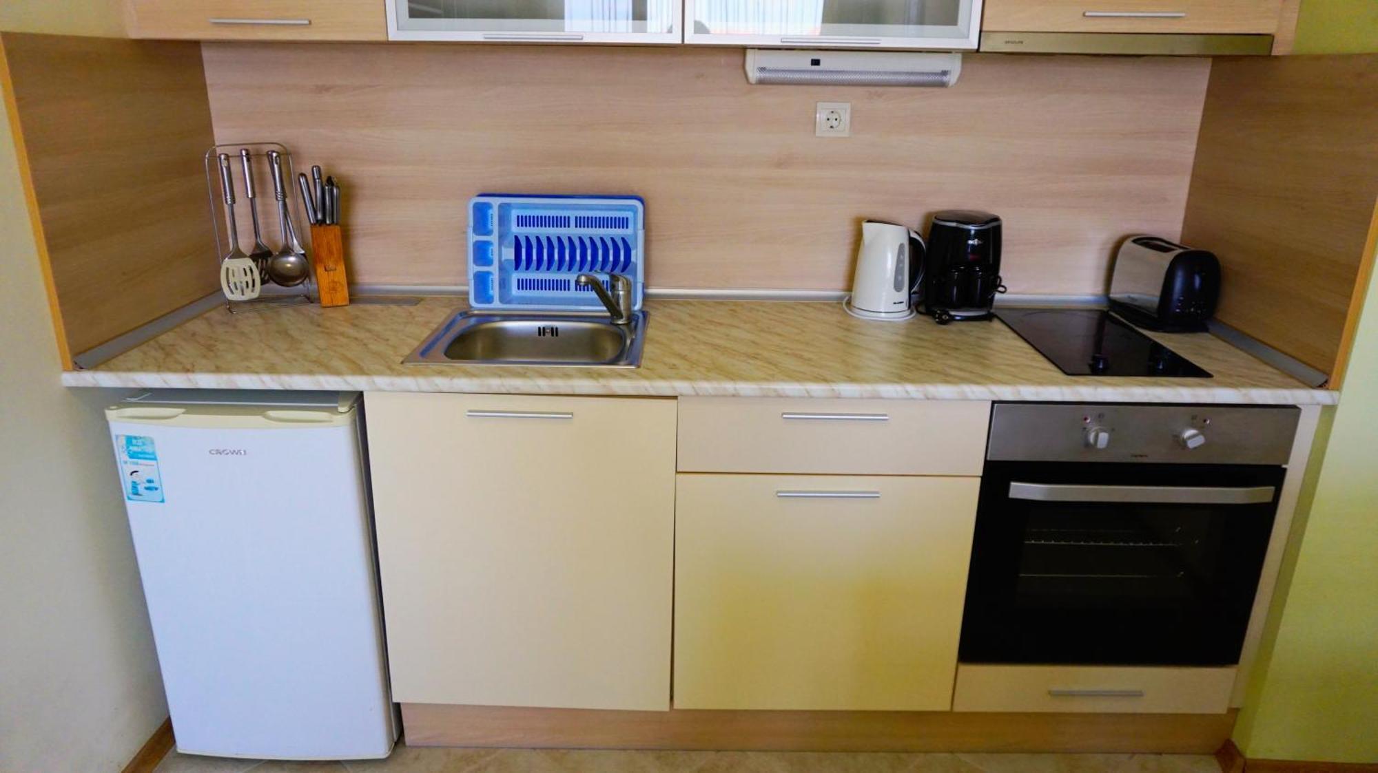 Морски апартаменти Джулая Морнинг - Sea View Apartments July Morning Каварна Стая снимка